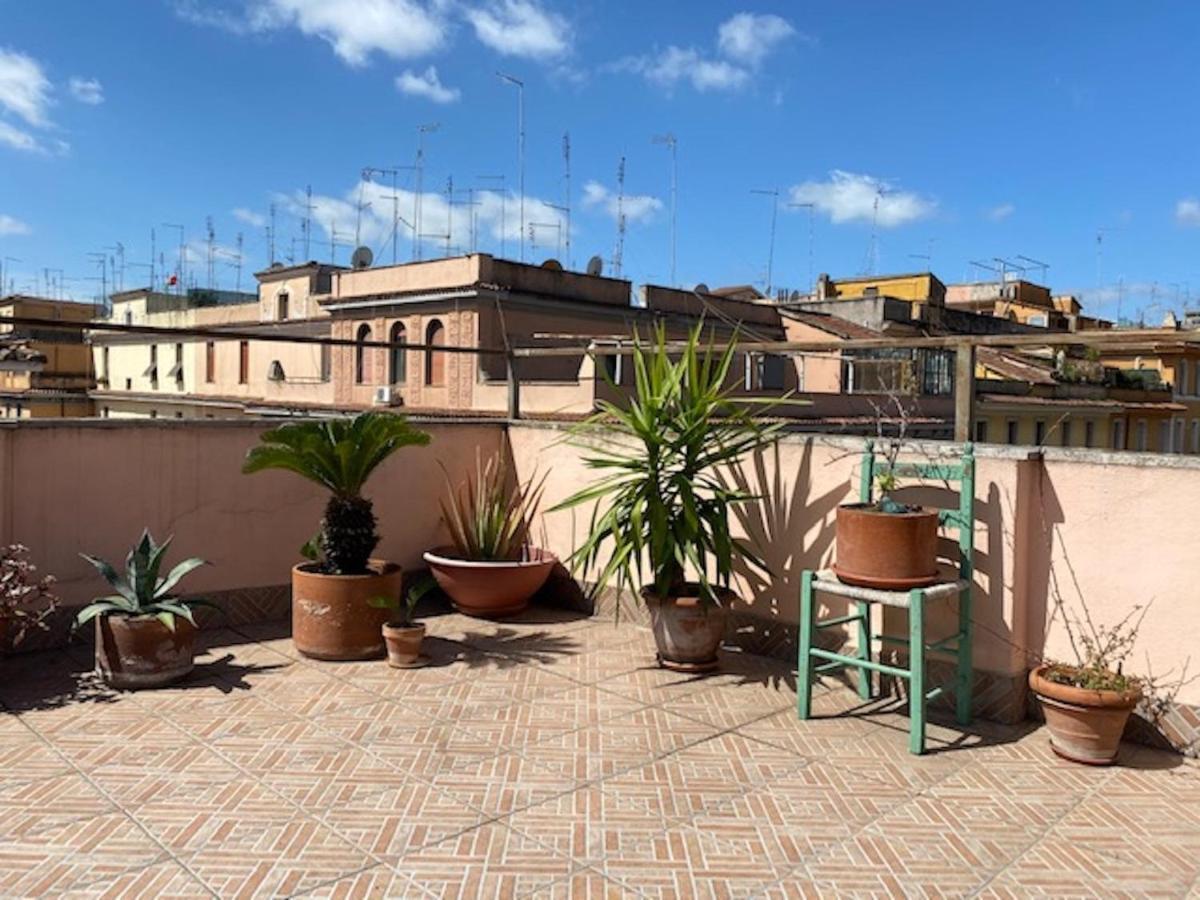 Panoramic Castle Apt Trastevere Rome Bagian luar foto