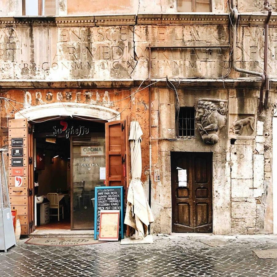 Panoramic Castle Apt Trastevere Rome Bagian luar foto